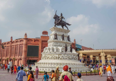 Una to Amritsar Taxi